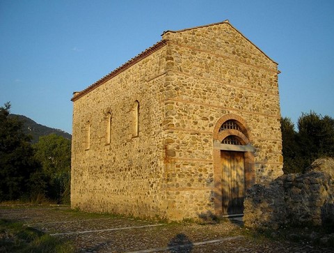 Chiesetta di sant Ambrogio montecorvino rovella